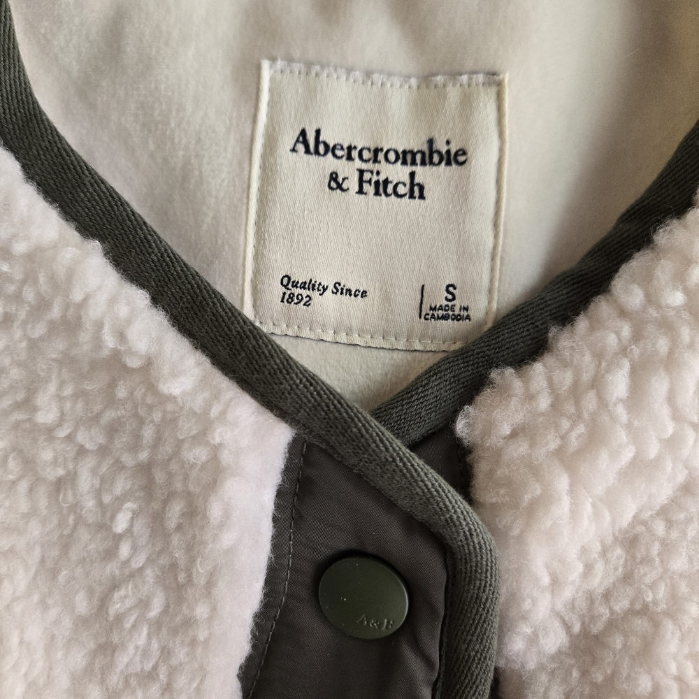Abercrombie & Fitch Cozy Ivory Sherpa Jacket sz S Fall Cozy Teddy Coat - Picture 3 of 12